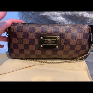 💯Authentic Louis Vuitton Eva Clutch